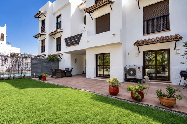 2 Zimmer Apartment zu verkaufen in New Golden Mile, Estepona mit Pool Garage - 345.000 € (Ref: 9550125)