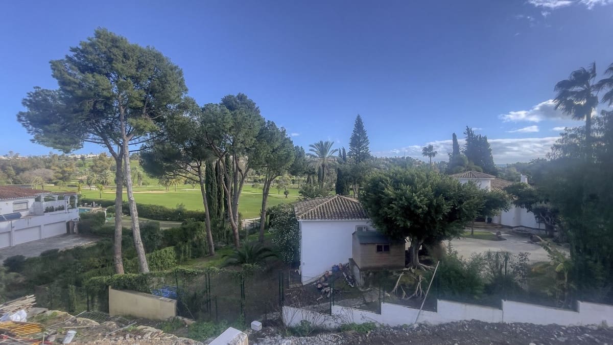 5 soverom Villa til salgs i Benahavis med svømmebasseng garasje - € 2 850 000 (Ref: 9566275)