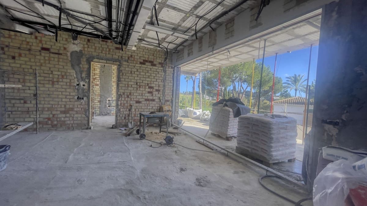 5 soverom Villa til salgs i Benahavis med svømmebasseng garasje - € 2 850 000 (Ref: 9566275)