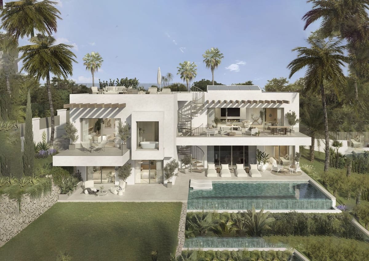 5 bedroom Villa for sale in El Paraiso with pool garage - € 2,850,000 (Ref: 9566275)