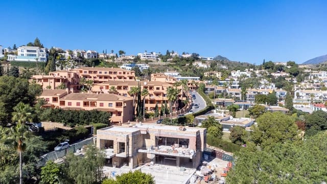 5 chambre Villa/Maison à vendre à El Paraiso, Estepona avec piscine garage - 2 850 000 € (Ref: 9566275)