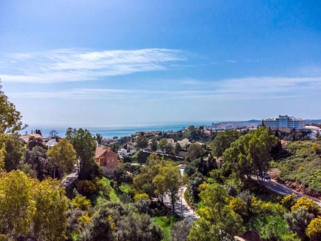 3 soverom Villa til salgs i Fuengirola med svømmebasseng garasje - € 1 074 000 (Ref: 9566632)