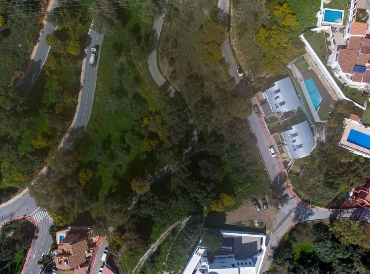 Chalet de 3 habitaciones en Fuengirola en venta con piscina garaje - 1.074.000 € (Ref: 9566632)