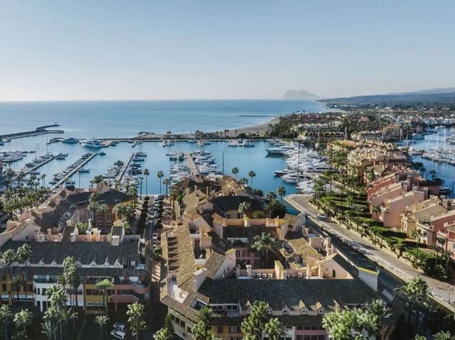 4 camera da letto Villa in vendita in Sotogrande, San Roque con piscina garage - 4.000.000 € (Rif: 9569510)