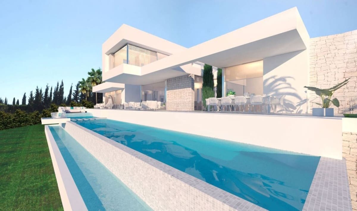 4 bedroom Villa for sale in Los Flamingos with pool garage - € 3,200,000 (Ref: 9569511)