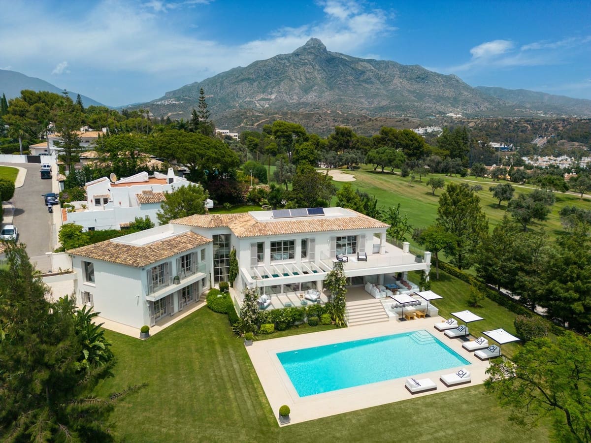 6 bedroom Villa for sale in Nueva Andalucia with pool garage - € 10,395,000 (Ref: 9580303)