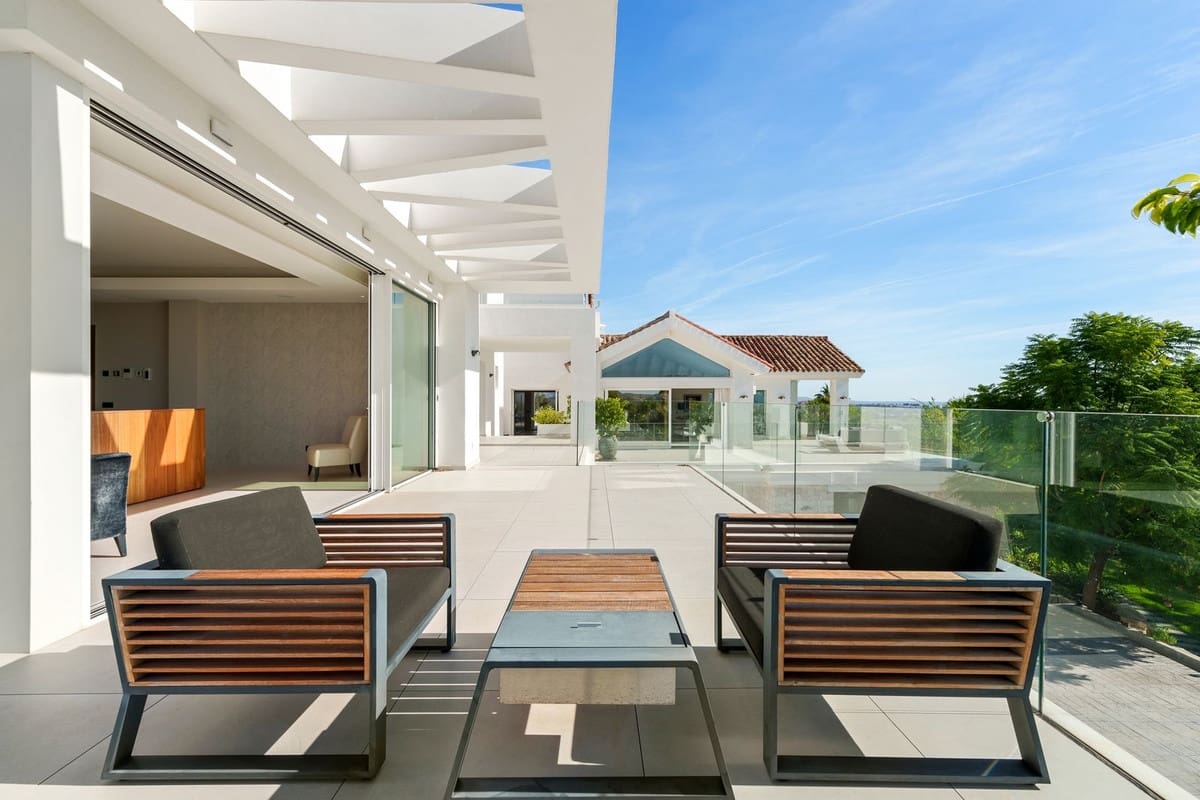 9 makuuhuone Huvila myytävänä paikassa Benahavis mukana uima-altaan 
autotalli - 8 250 000 € (Ref: 9598263)