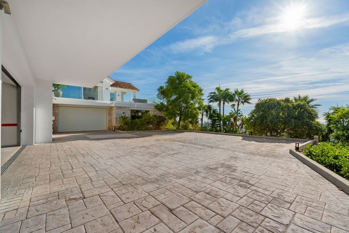 9 chambre Villa/Maison à vendre à Benahavis avec piscine garage - 8 250 000 € (Ref: 9598263)