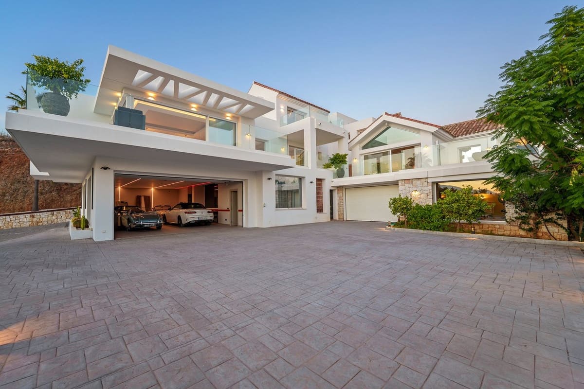 9 chambre Villa/Maison à vendre à Benahavis avec piscine garage - 8 250 000 € (Ref: 9598263)