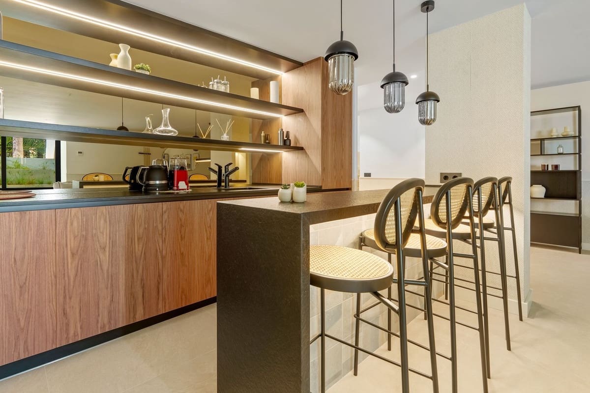 5 sypialnia Willa na sprzedaż w Marbella z basenem garażem - 5 875 000 € (Ref: 9603504)