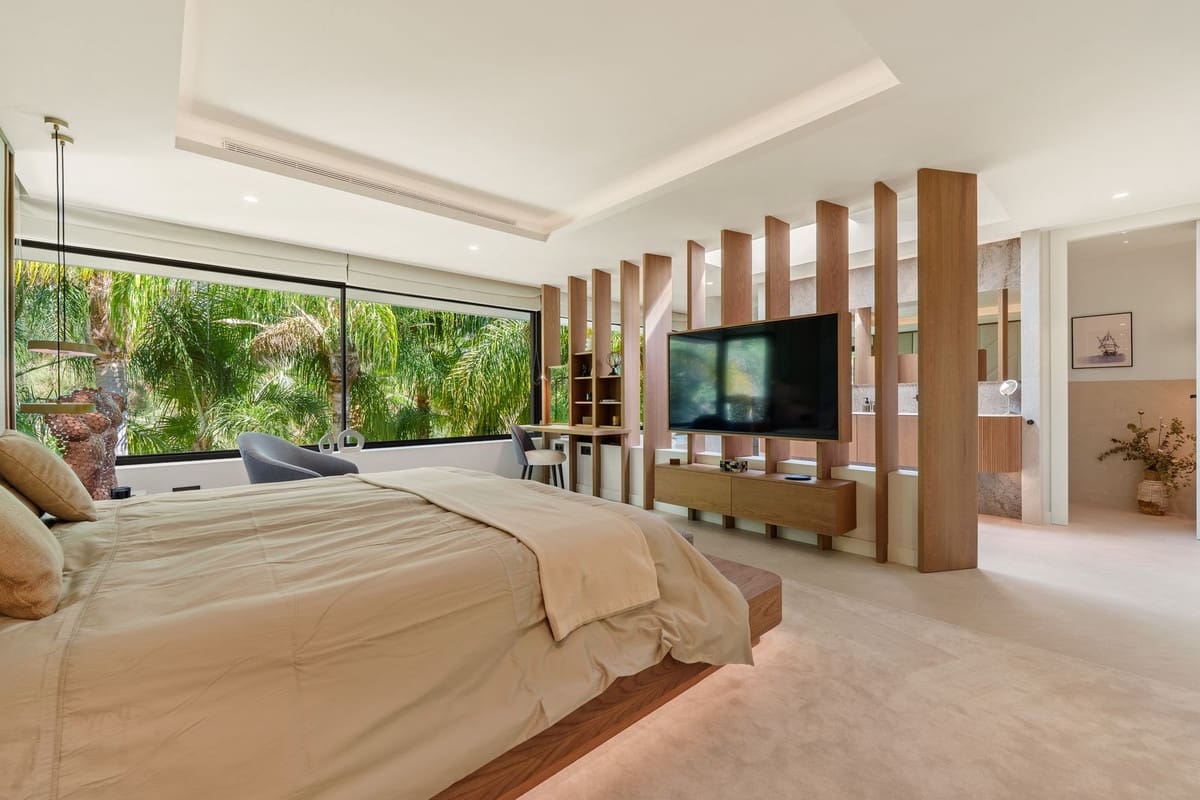 5 sypialnia Willa na sprzedaż w Marbella z basenem garażem - 5 875 000 € (Ref: 9603504)