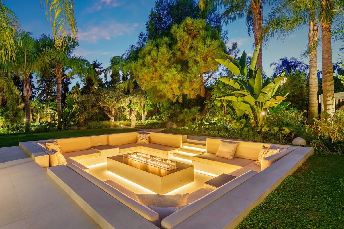 5 sypialnia Willa na sprzedaż w Marbella z basenem garażem - 5 875 000 € (Ref: 9603504)