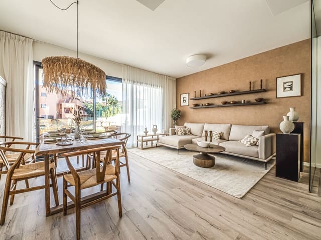 3 soverom Hus til salgs i La Duquesa / Puerto de la Duquesa, Manilva med svømmebasseng garasje - € 562 750 (Ref: 9606760)