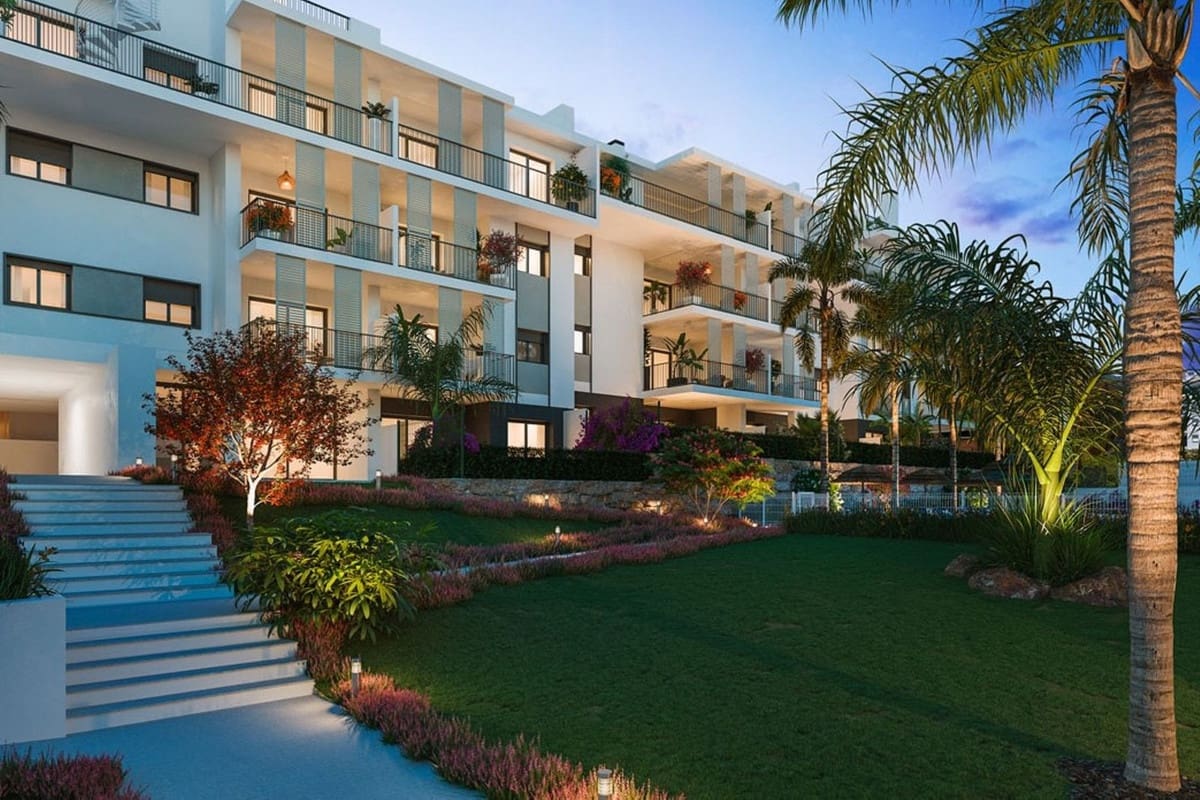 2 sypialnia Apartament na sprzedaż w Estepona z basenem garażem - 630 000 € (Ref: 9610000)