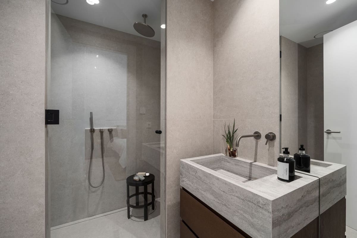 4 bedroom Villa for sale in Marbella with pool garage - € 3,950,000 (Ref: 9610220)