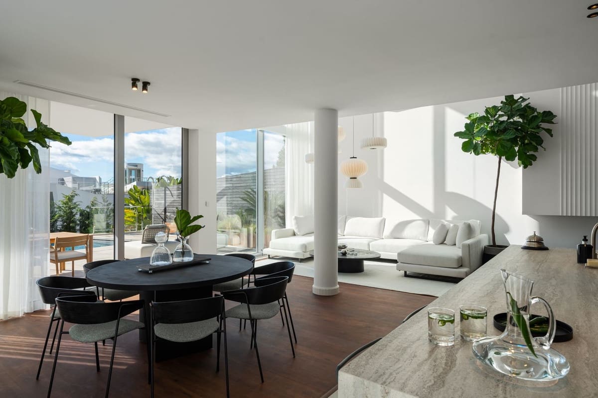 4 soverom Villa til salgs i Marbella med svømmebasseng garasje - € 3 950 000 (Ref: 9610220)