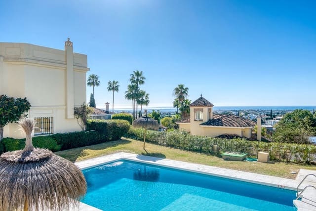 3 soveværelse Byhus til salg i La Quinta, Benahavís med swimmingpool garage - € 795.000 (Ref: 9614236)