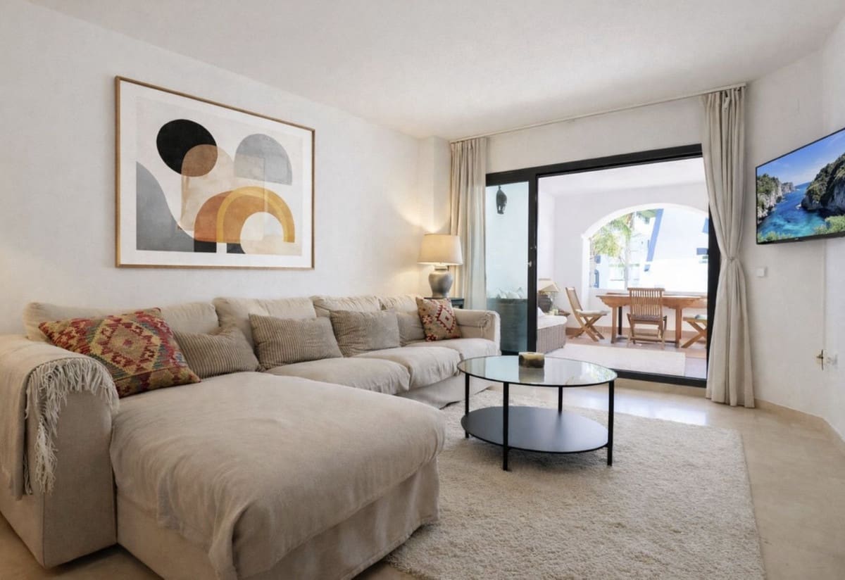 Apartamento de 3 habitaciones en San Pedro de Alcantara en venta con piscina garaje - 530.000 € (Ref: 9614237)