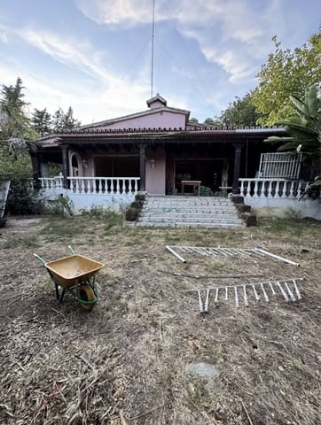 4 soveværelse Villa til salg i Nueva Andalucia, Marbella - € 850.000 (Ref: 9618717)