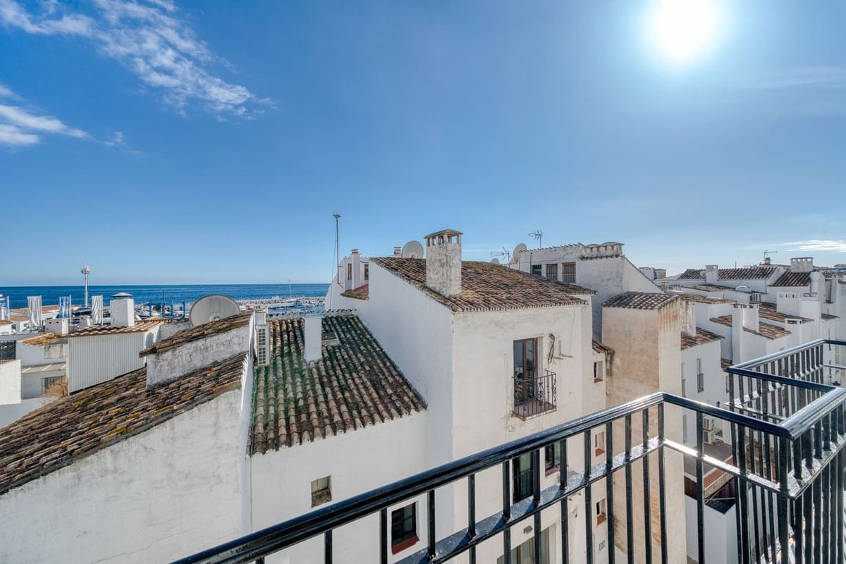 2 quarto Apartamento para venda em Puerto Banus - 545 000 € (Ref: 9622043)