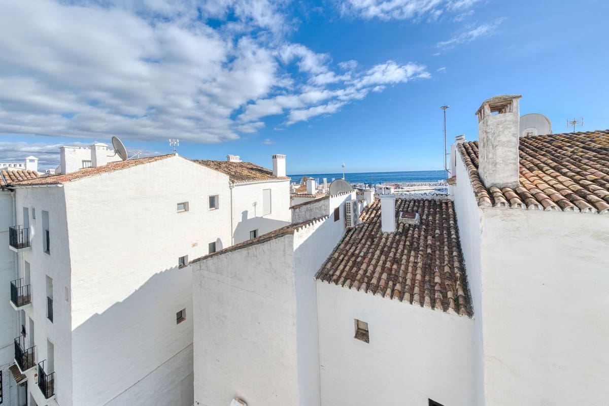 2 chambre Appartement à vendre à Puerto Banus - 545 000 € (Ref: 9622043)