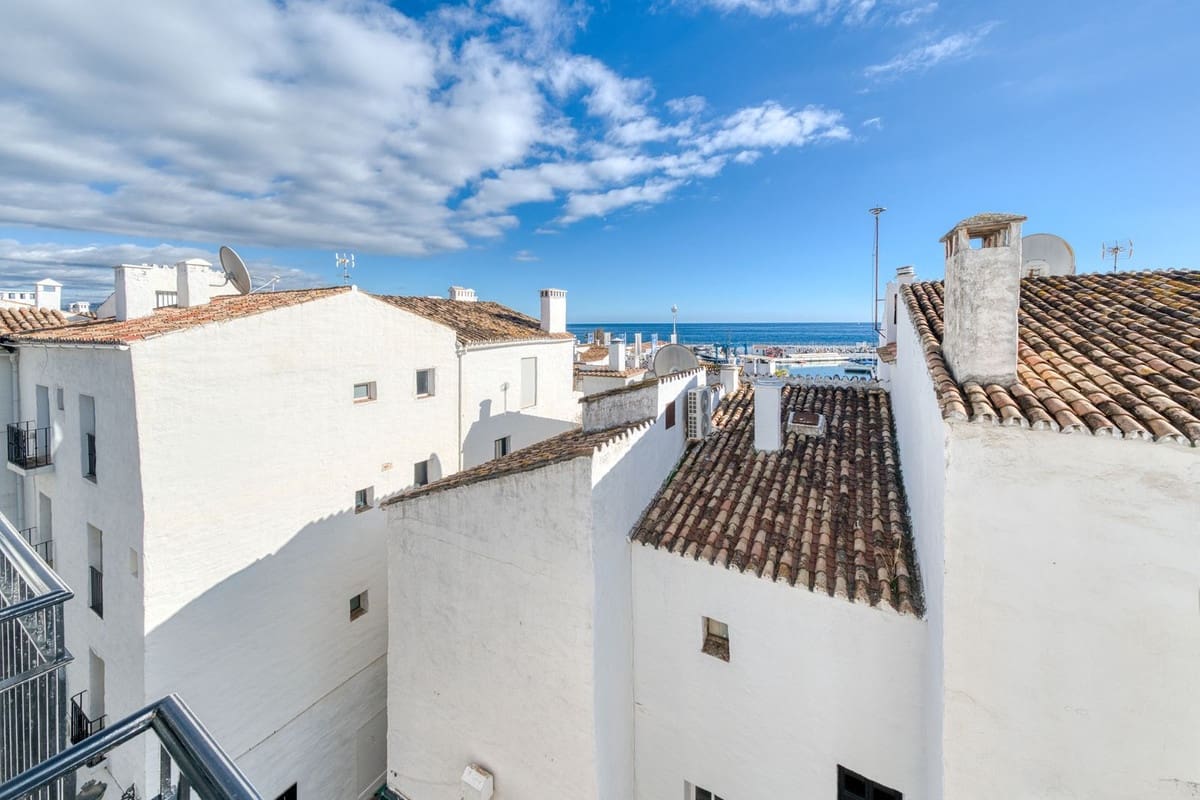 2 chambre Appartement à vendre à Puerto Banus - 545 000 € (Ref: 9622043)