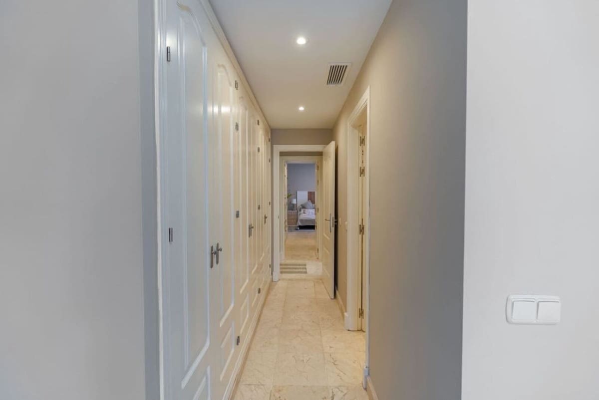 3 camera da letto Appartamento in vendita in Benahavis con piscina garage - 690.000 € (Rif: 9624086)