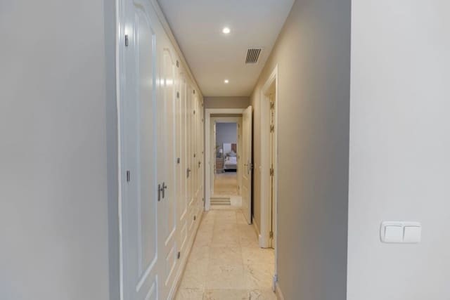 3 camera da letto Appartamento in vendita in Benahavís con piscina garage - 690.000 € (Rif: 9624086)