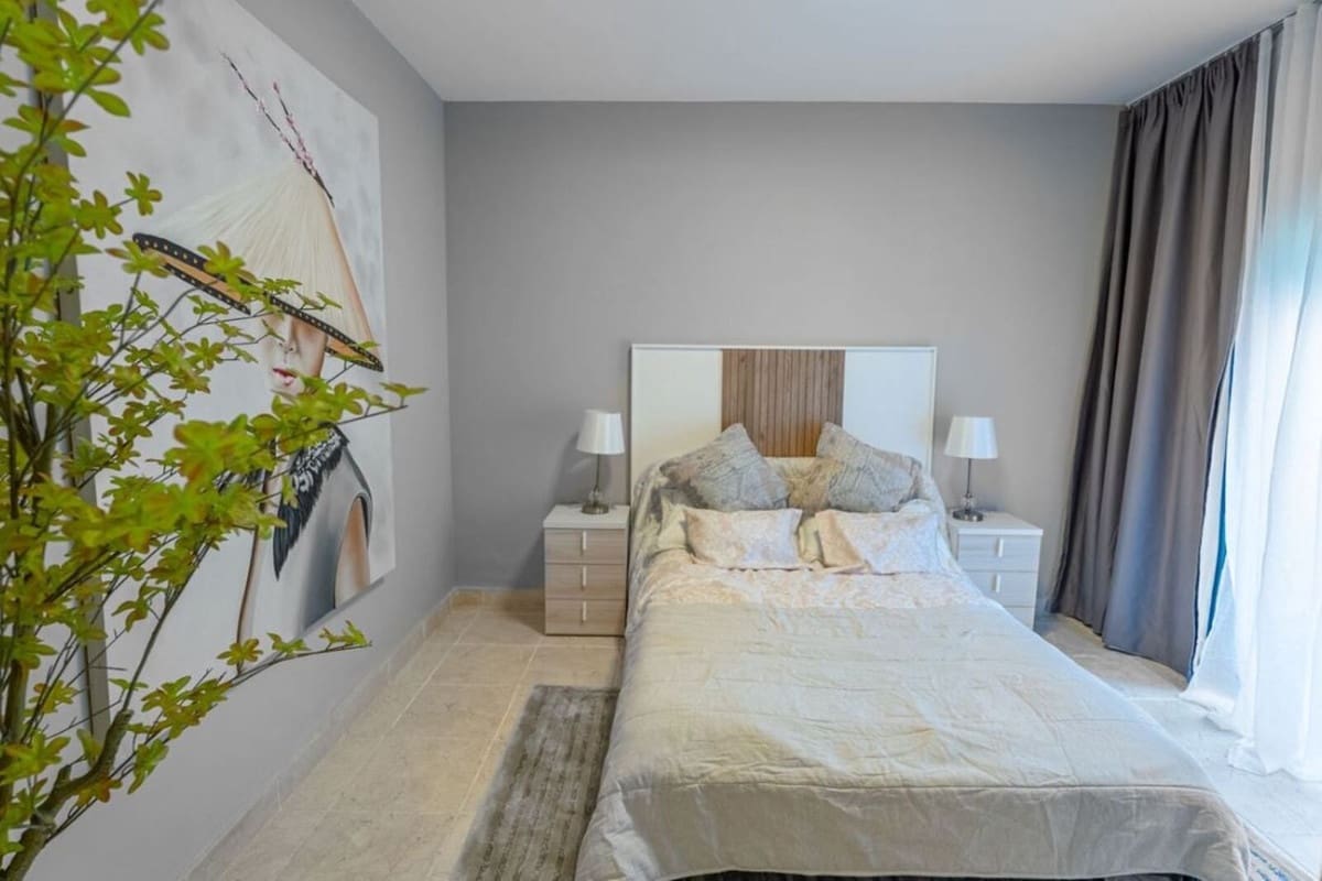 3 bedroom Apartment for sale in Benahavis with pool garage - € 690,000 (Ref: 9624086)