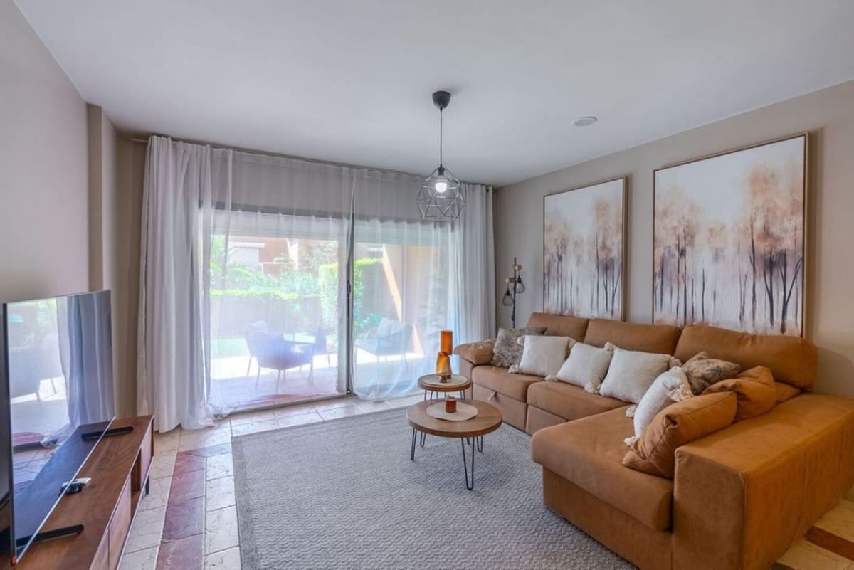 3 bedroom Apartment for sale in Benahavis with pool garage - € 690,000 (Ref: 9624086)