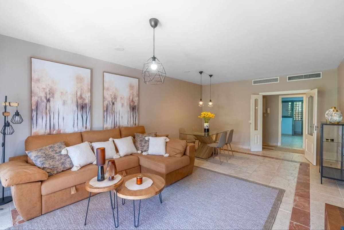 3 bedroom Apartment for sale in Benahavis with pool garage - € 690,000 (Ref: 9624086)