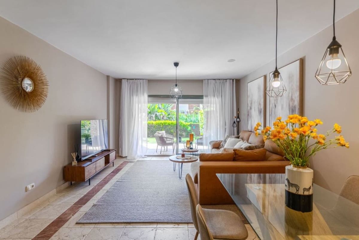 3 bedroom Apartment for sale in Benahavis with pool garage - € 690,000 (Ref: 9624086)