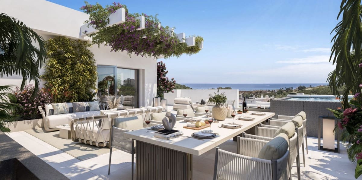 2 bedroom Apartment for sale in Bahia de Casares with pool garage - € 446,000 (Ref: 9628425)