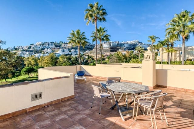 3 soveværelse Byhus til salg i La Quinta, Benahavís med swimmingpool garage - € 695.000 (Ref: 9631849)