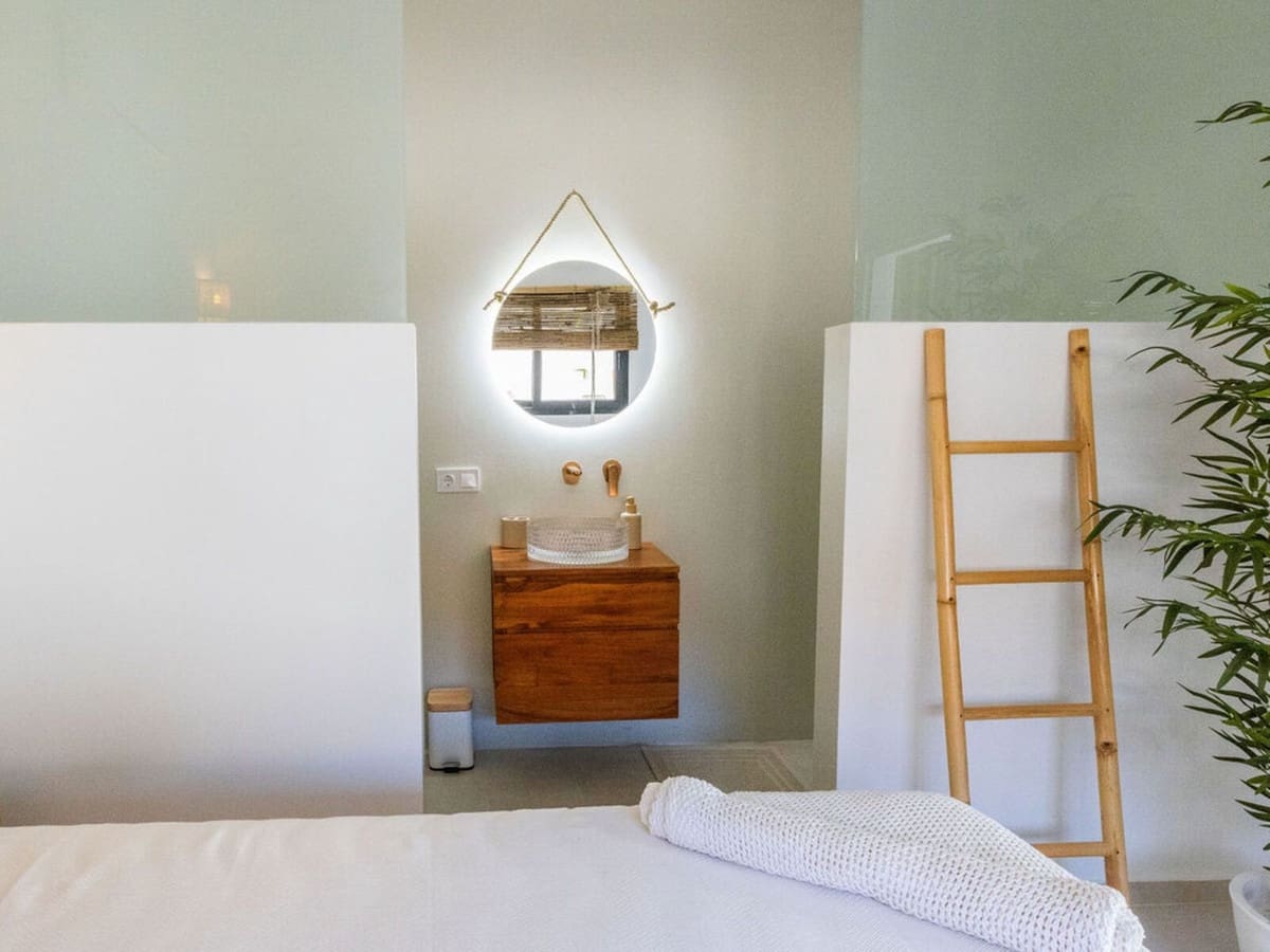 3 sypialnia Willa na sprzedaż w Estepona z basenem garażem - 1 395 000 € (Ref: 9641087)