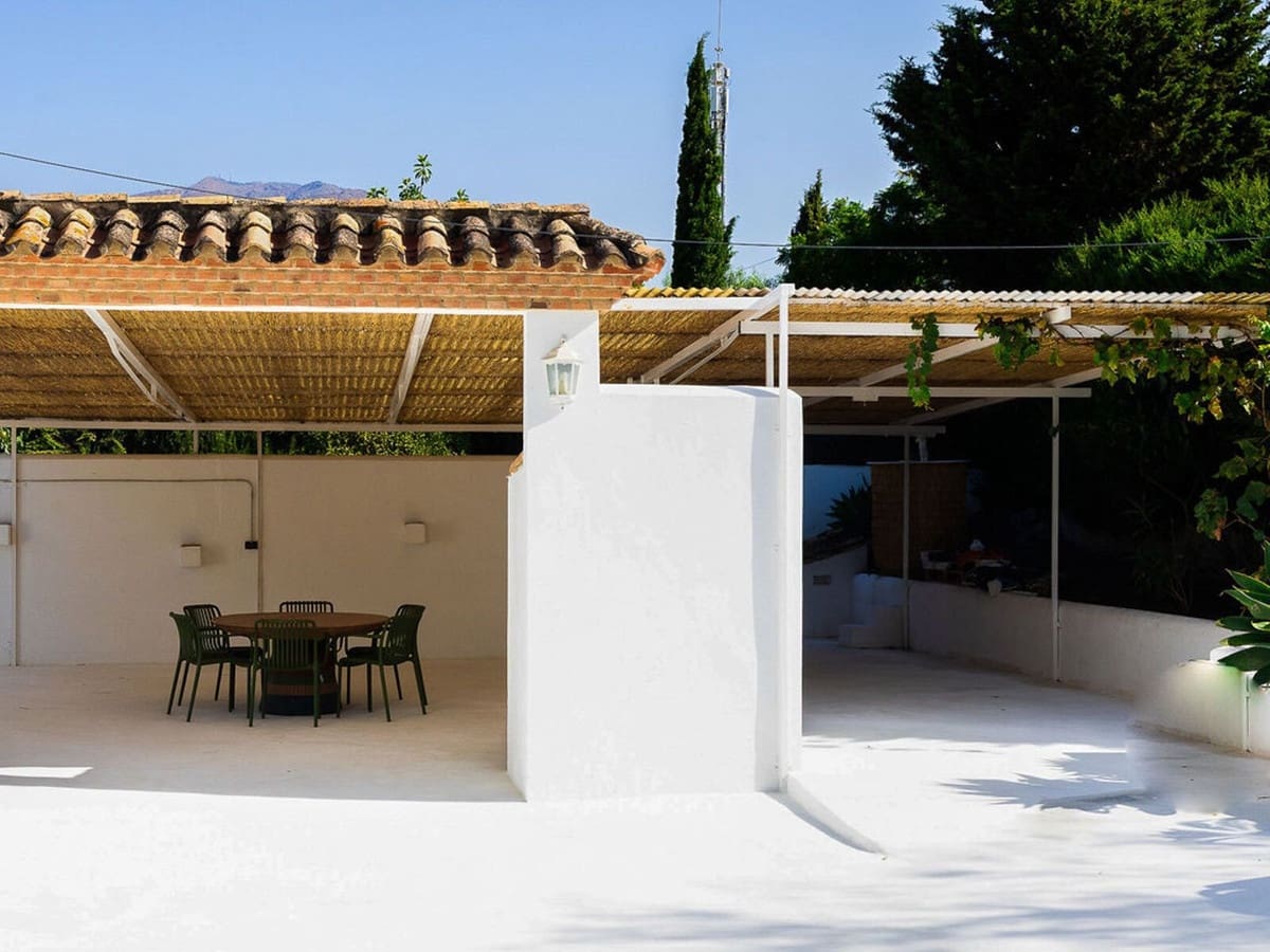 3 sypialnia Willa na sprzedaż w Estepona z basenem garażem - 1 395 000 € (Ref: 9641087)