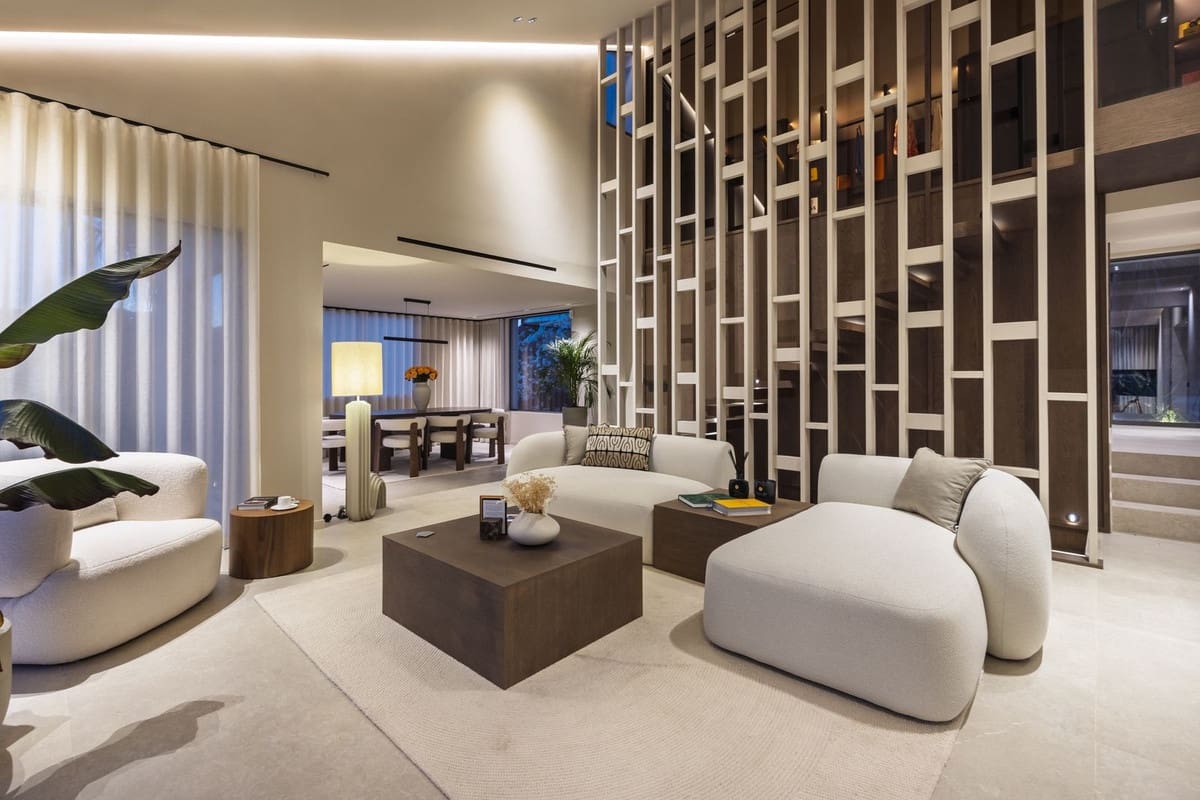 5 makuuhuone Huvila myytävänä paikassa Nueva Andalucia mukana uima-altaan - 4 695 000 € (Ref: 9643363)