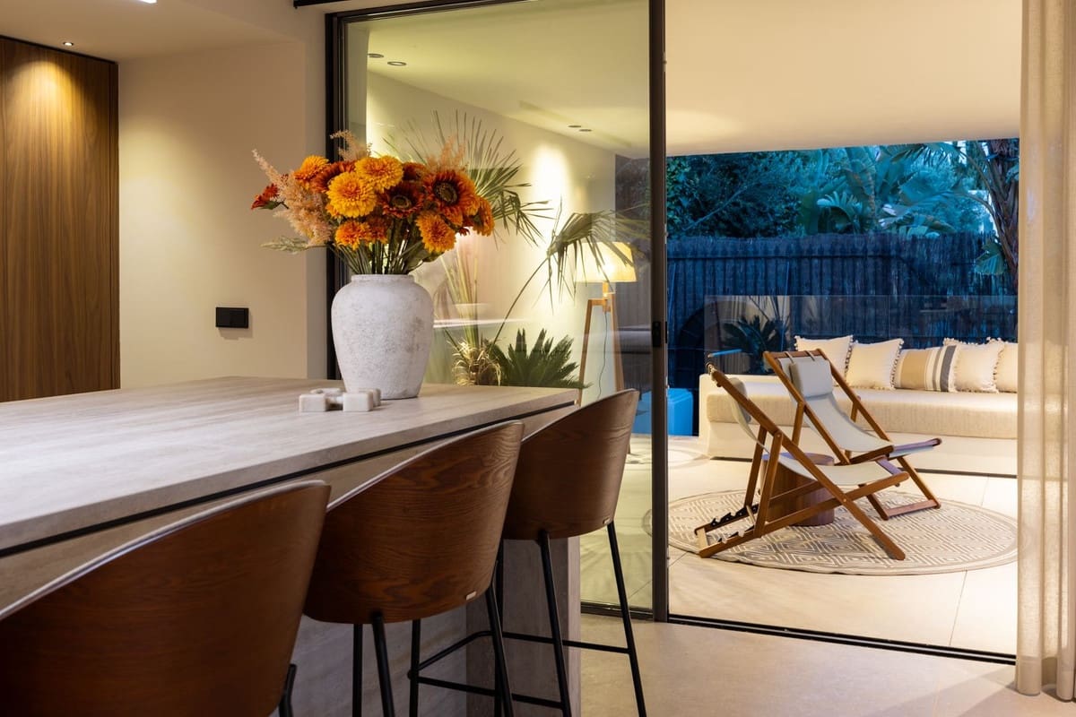 5 makuuhuone Huvila myytävänä paikassa Nueva Andalucia mukana uima-altaan - 4 695 000 € (Ref: 9643363)