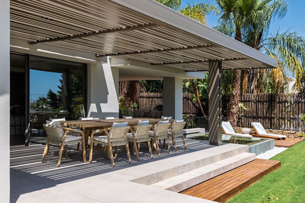 5 makuuhuone Huvila myytävänä paikassa Nueva Andalucia mukana uima-altaan - 4 695 000 € (Ref: 9643363)