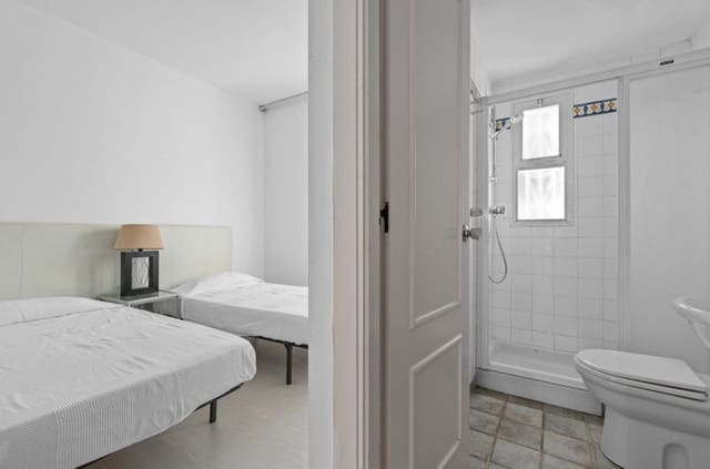 2 Zimmer Villa zu verkaufen in Aloha Golf, Marbella - 495.000 € (Ref: 9646440)