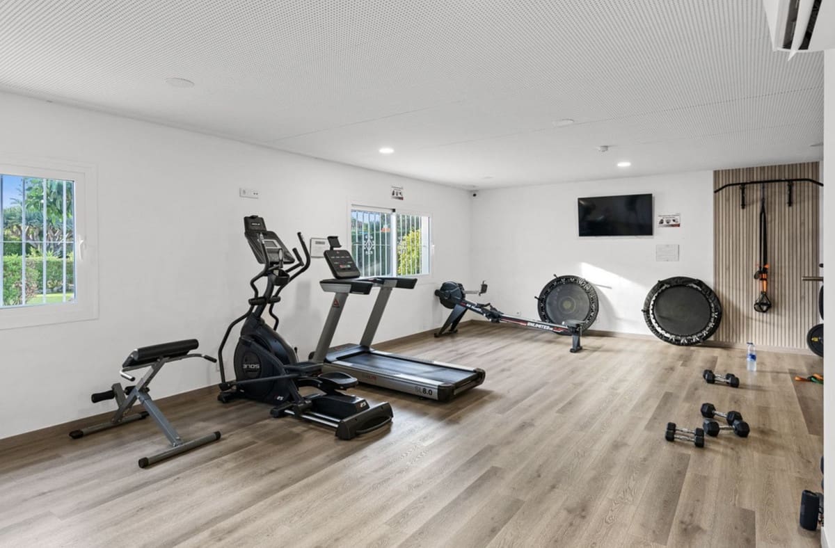 2 soveværelse Villa til salg i Aloha Golf - € 495.000 (Ref: 9646440)