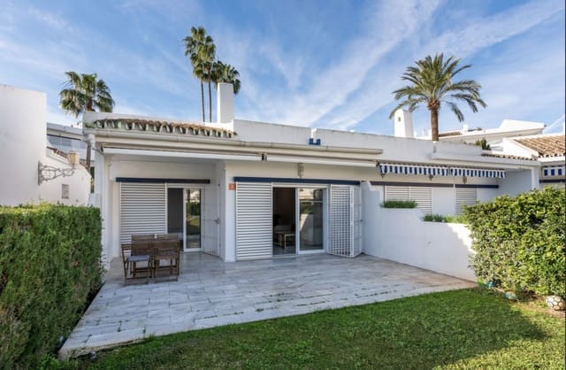 2 soveværelse Villa til salg i Aloha Golf, Marbella - € 495.000 (Ref: 9646440)