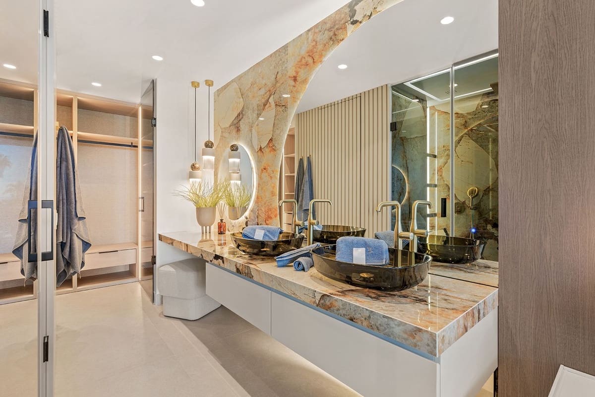 3 Zimmer Apartment zu verkaufen in Estepona mit Pool Garage - 1.995.000 € (Ref: 9650709)