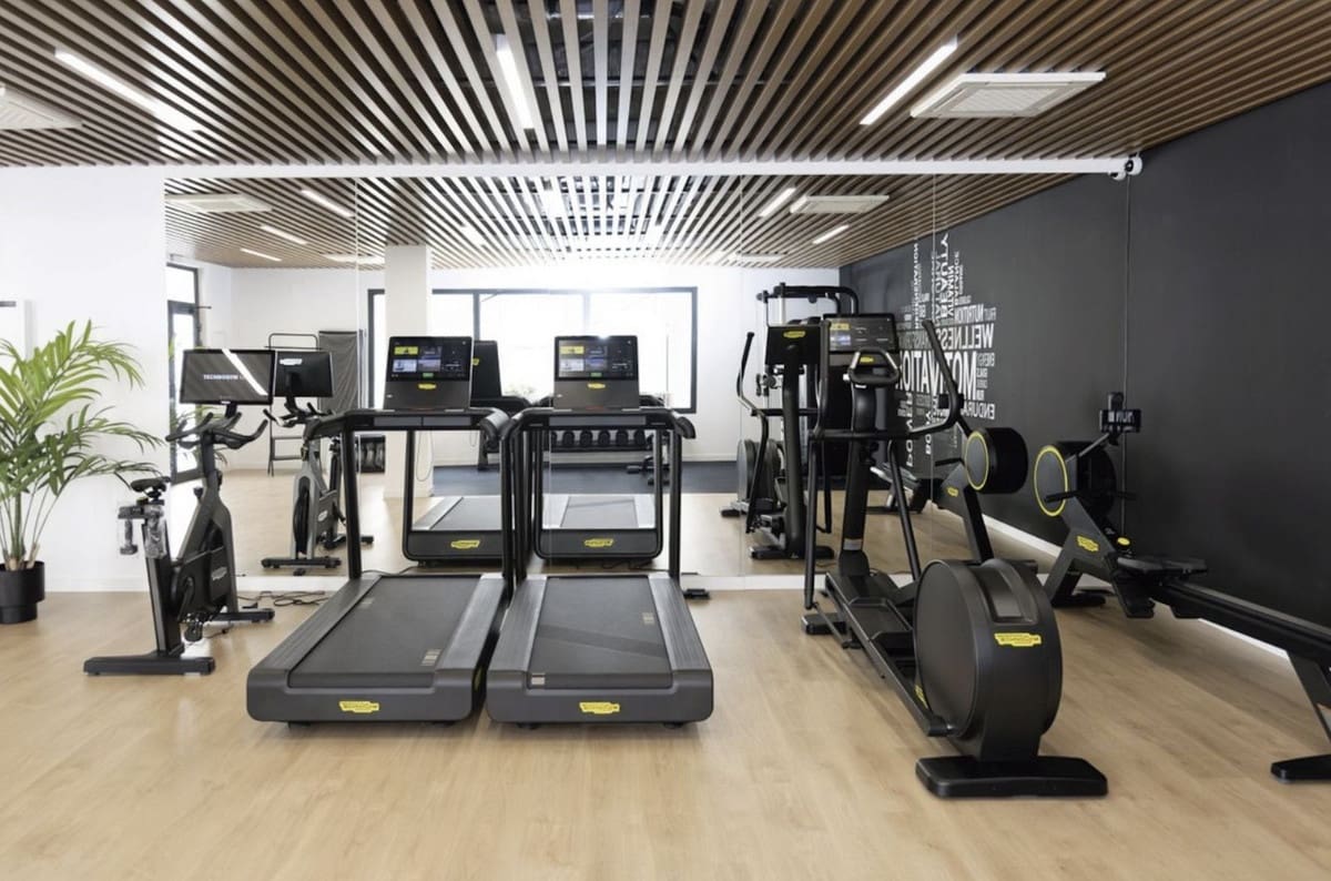 2 Zimmer Apartment zu verkaufen in Fuengirola mit Pool Garage - 659.500 € (Ref: 9652413)