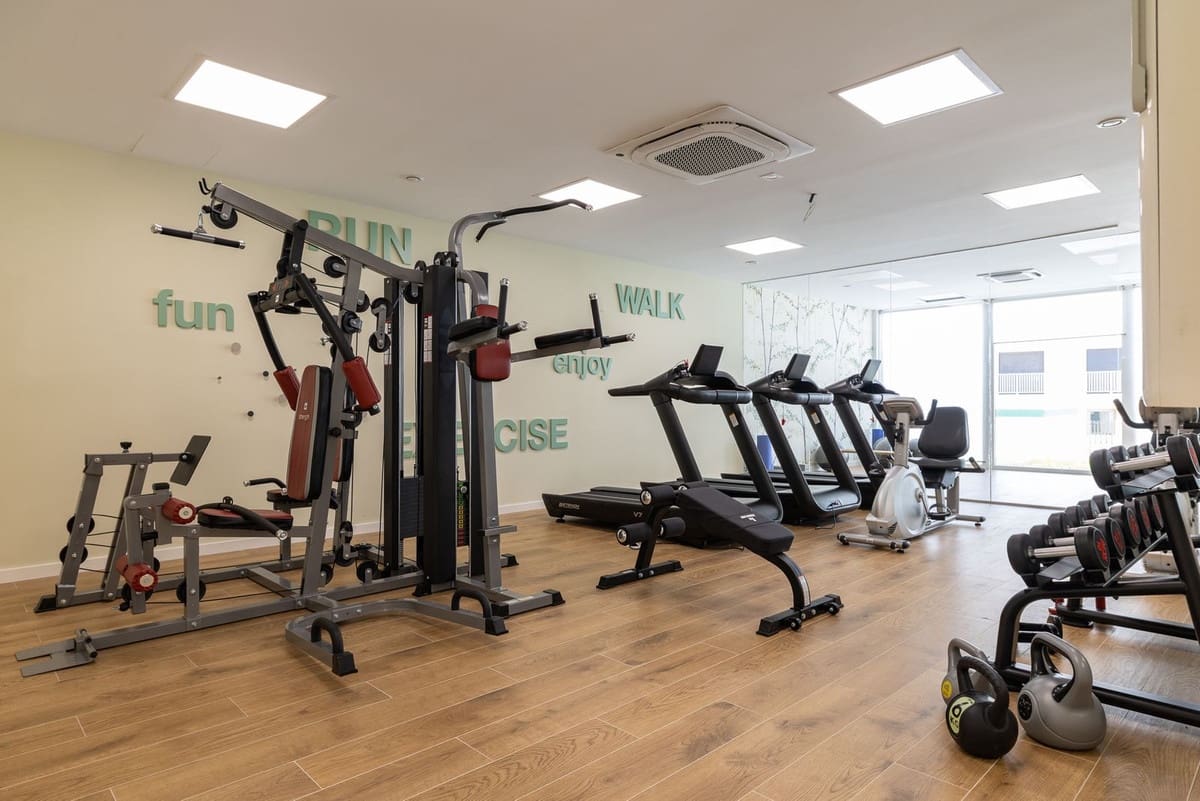 3 bedroom Townhouse for sale in La Cala de Mijas with pool garage - € 890,000 (Ref: 9657034)