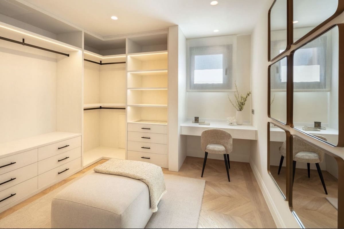 6 sypialnia Willa na sprzedaż w Marbella z basenem garażem - 14 500 000 € (Ref: 9669213)