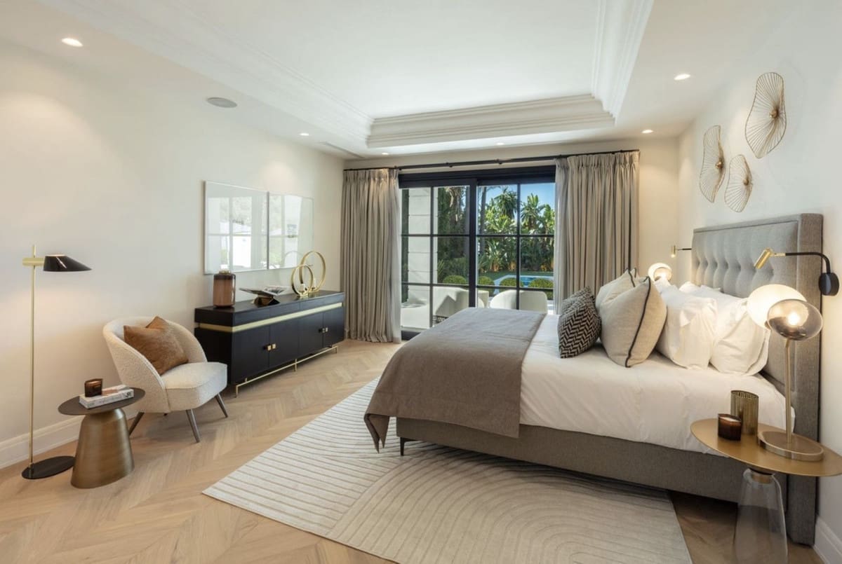 6 sypialnia Willa na sprzedaż w Marbella z basenem garażem - 14 500 000 € (Ref: 9669213)