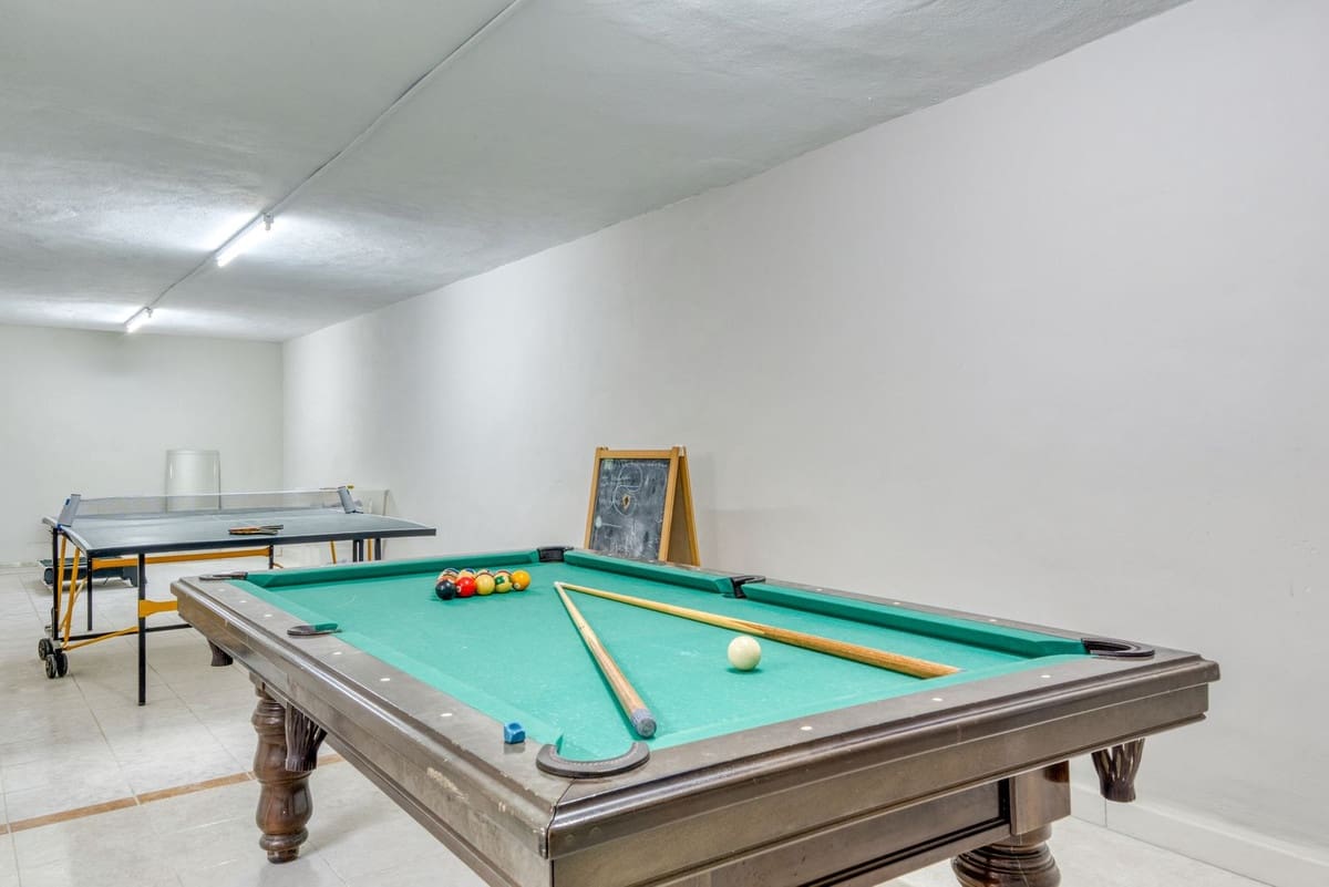 4 quarto Moradia para venda em Calahonda com piscina garagem - 1 299 000 € (Ref: 9669626)