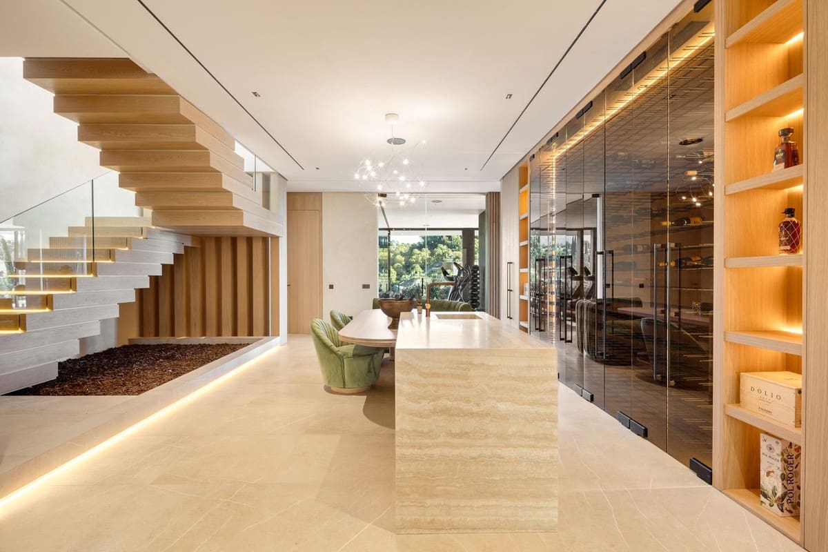 6 sypialnia Willa na sprzedaż w El Madronal z basenem garażem - 11 500 000 € (Ref: 9672175)