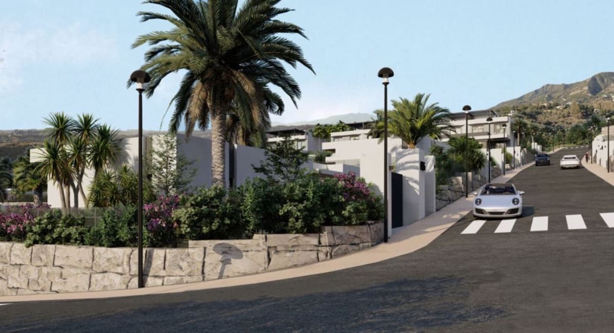 Chalet de 4 habitaciones en Mijas en venta con piscina garaje - 1.799.000 € (Ref: 9675125)